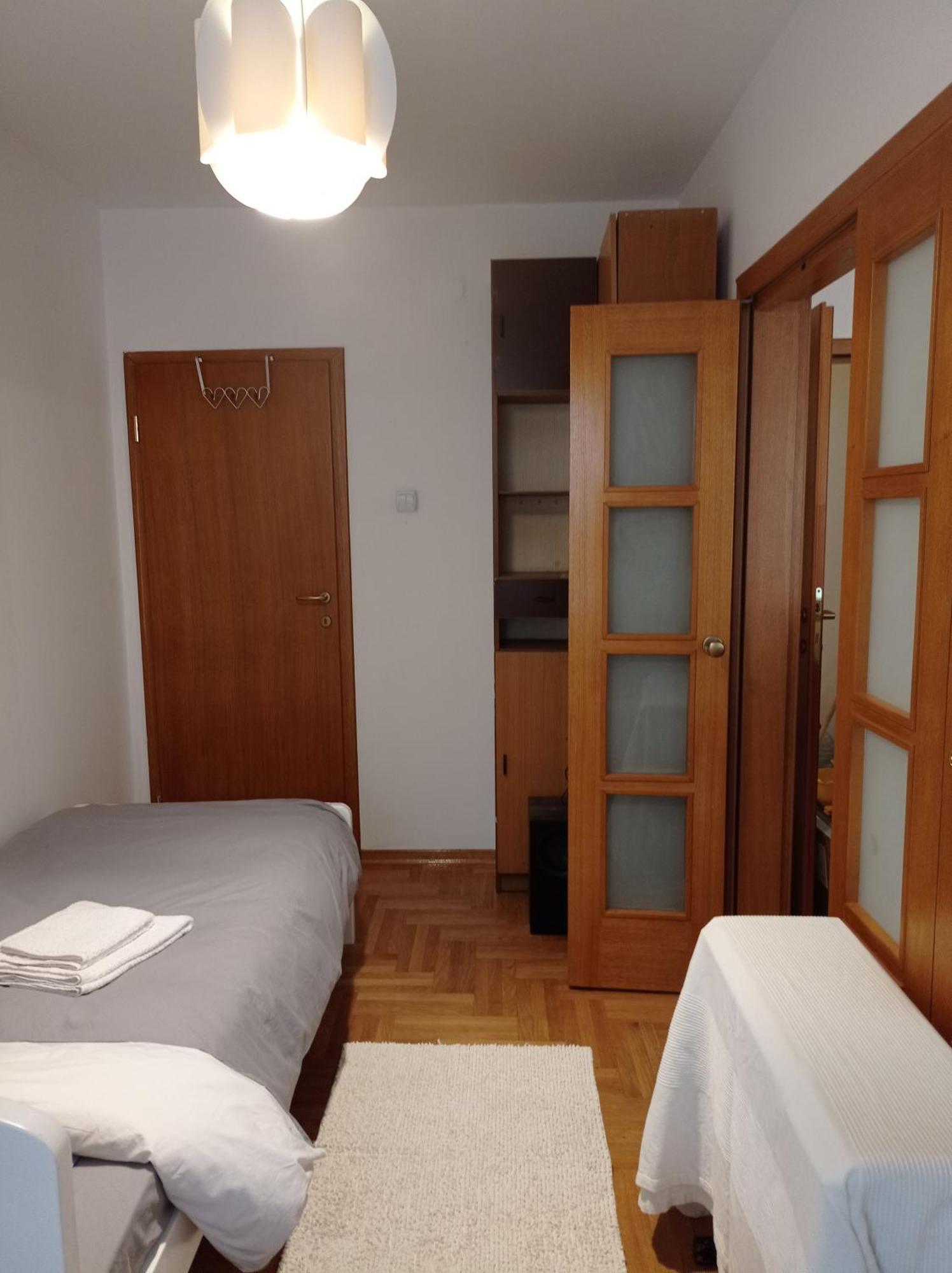 Go 2 Apartment Belgrad Zimmer foto